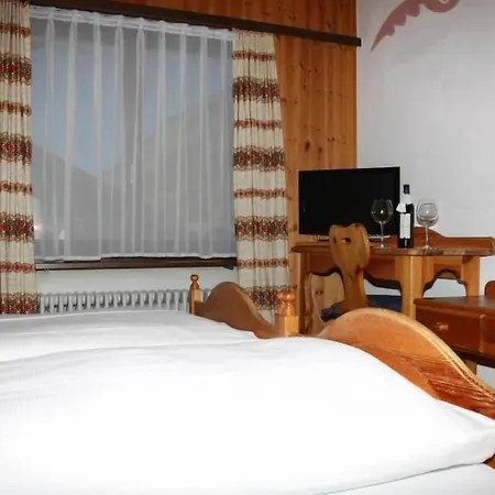 Otel Walliserhof 2*
