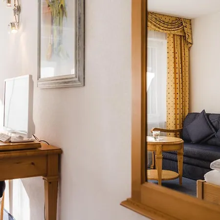 Otel Walliserhof Täsch
