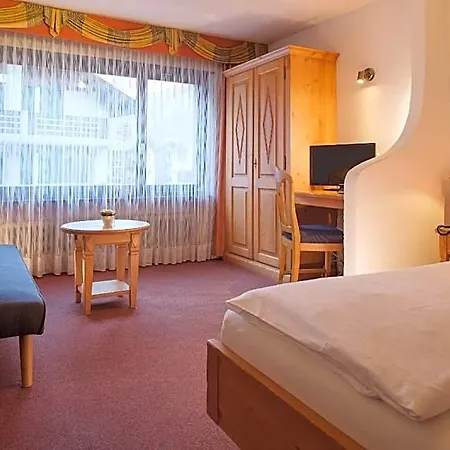 מלון Walliserhof 2*