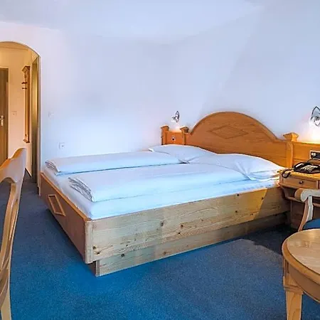 Ξενοδοχείο Walliserhof 2*