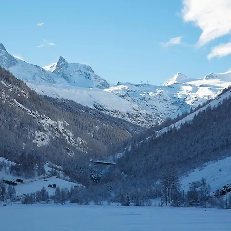 Walliserhof Otel Täsch