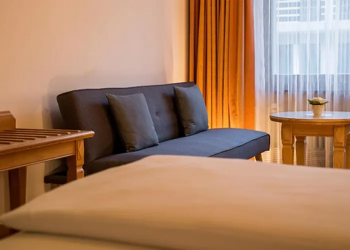 Walliserhof 2* تاش